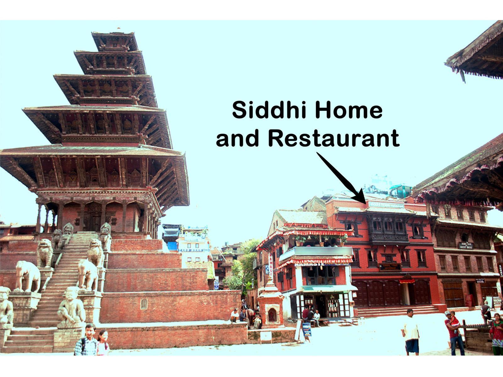 Siddhi Home & Restaurant バクタプル エクステリア 写真
